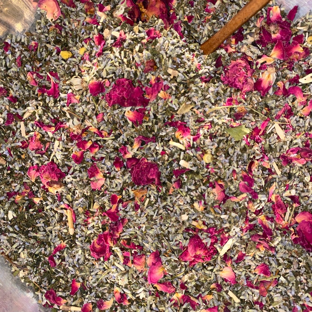 Herbal Tea Blend with Rose Petals